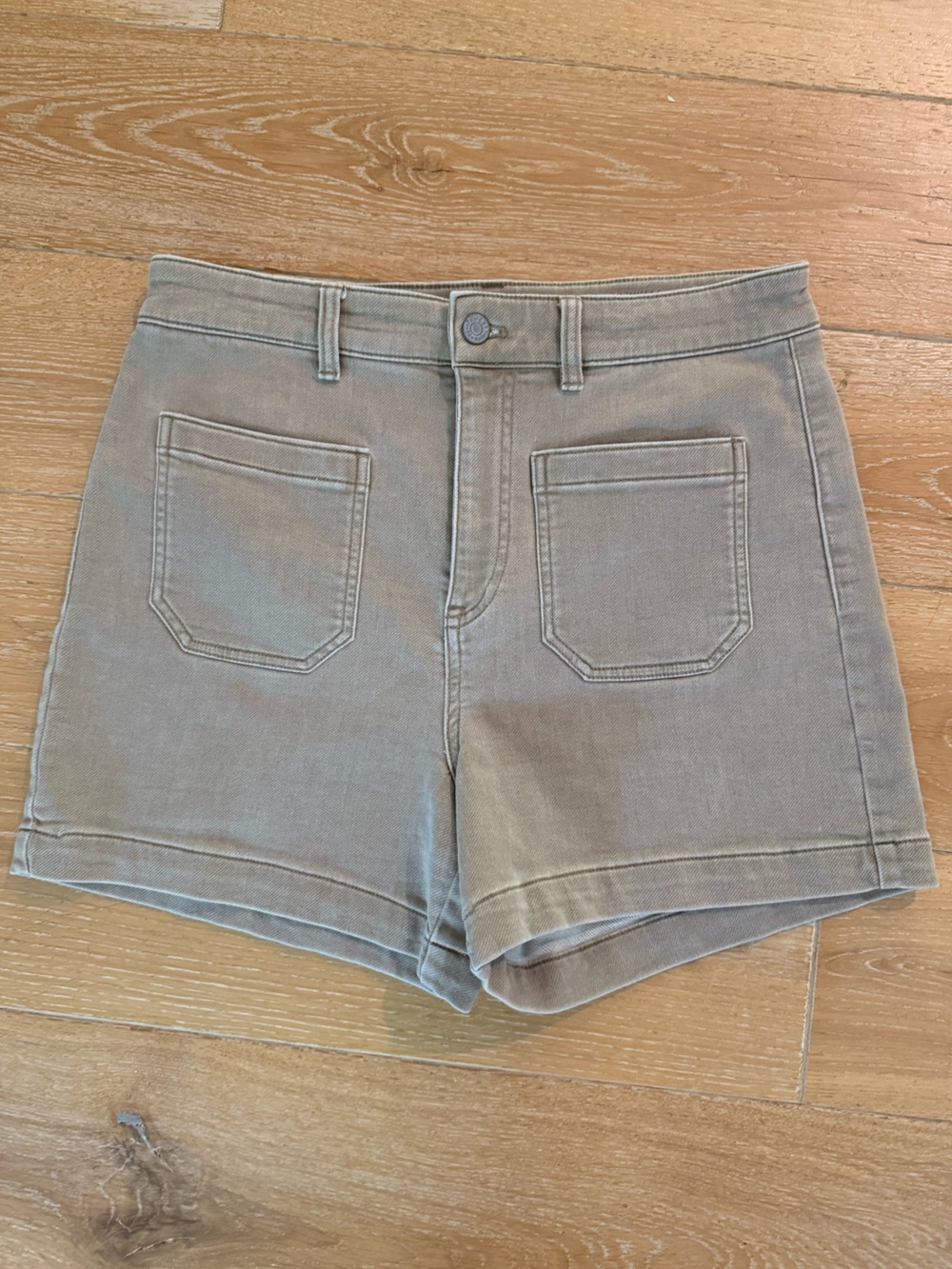 Faherty front pocket shorts